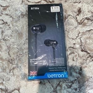 Betron B750s headphones